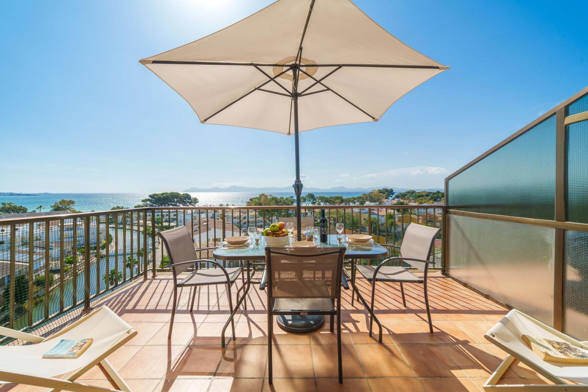 Apartment The Shell Ii, Beach Views And Pool Alcúdia Buitenkant foto